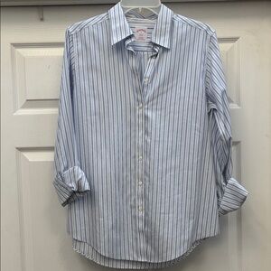 Brooks Brothers Blue and White Striped Casual Shirt